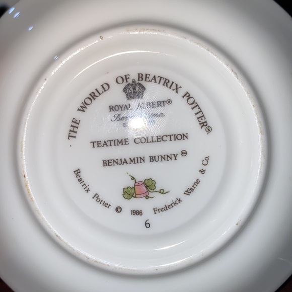 Vintage 1986 Royal Albert Bone Chine England teatime collection Benjamin Bunny - Picture 3 of 4